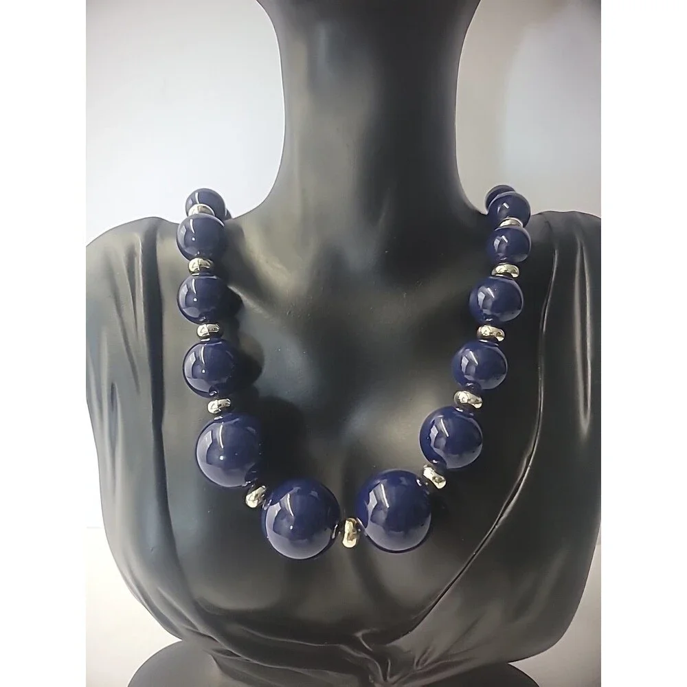 Vintage Necklace Beaded Blue Silver Tone Accent Graduated Jewelry Costume - Picture 2 of 10